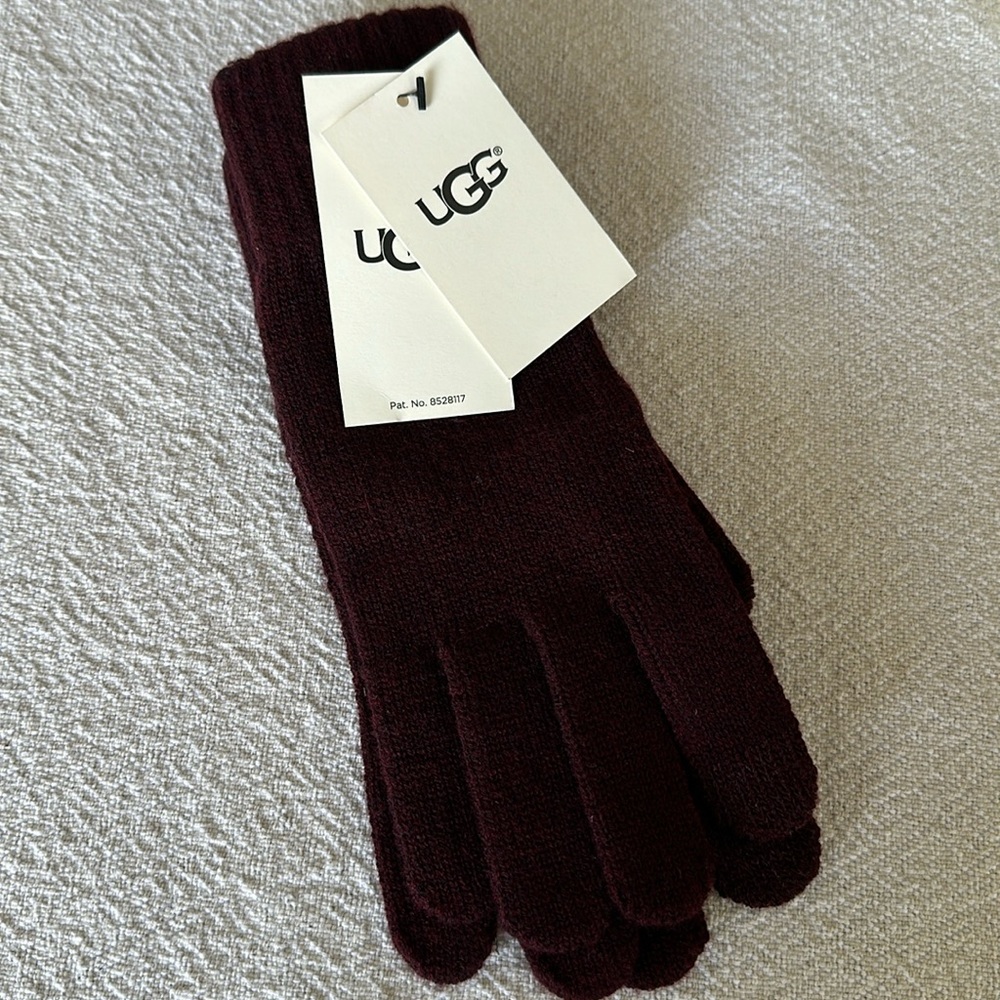 NWT Ugg gloves